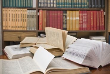 Imagem de destaque para Biblioteca Rubens Borba Alves de Moraes